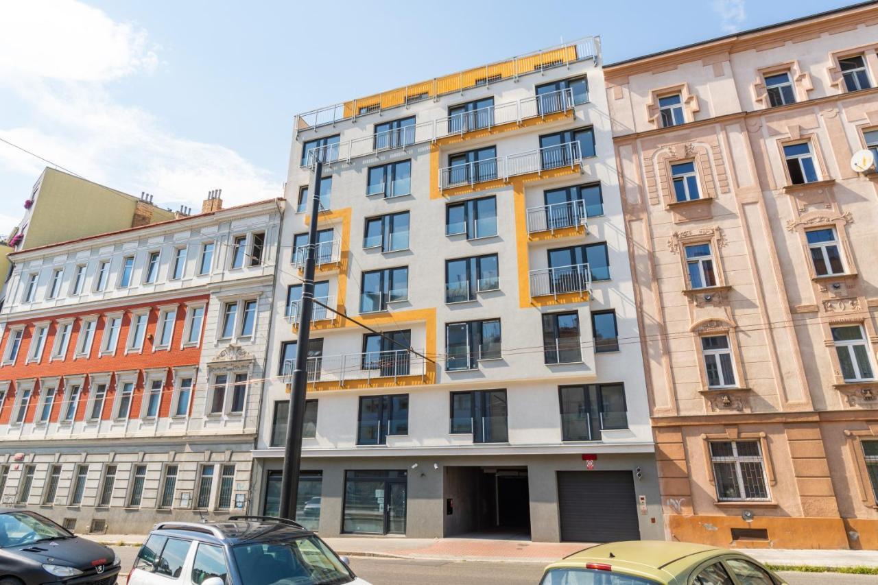 Brand New Two Room Apartment #64 In Elite Rezidence With Free Secure Parking 프라하 외부 사진
